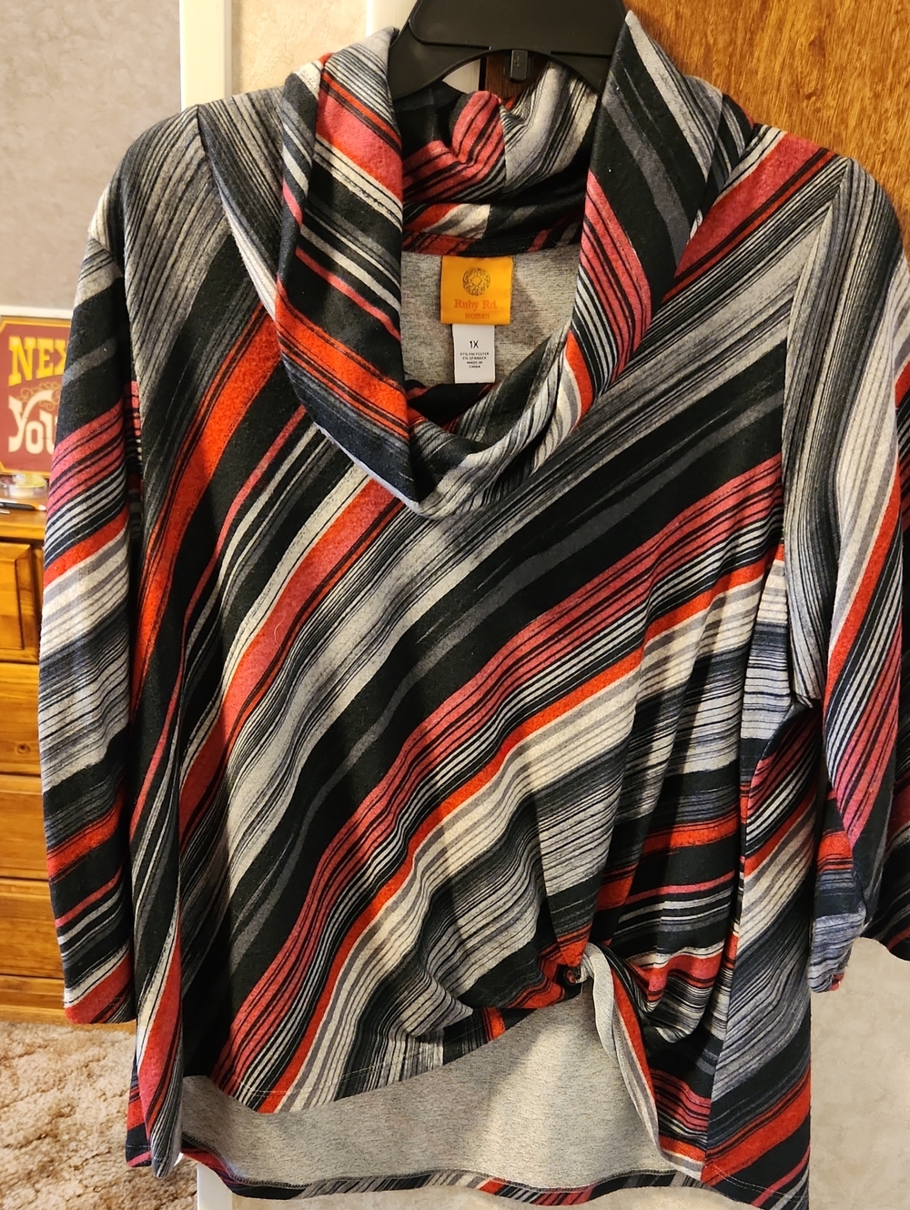 1X Striped Cowl Neck Tunic Top 3/4 Sleeve List #83